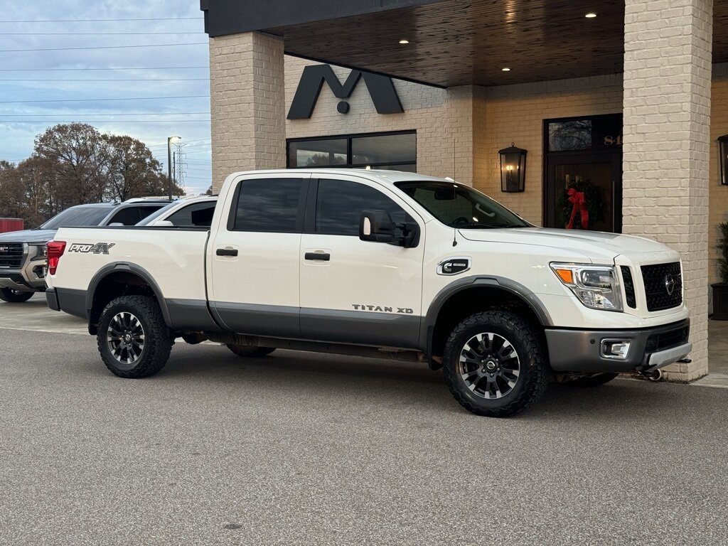 2018 Nissan Titan XD PRO-4X   - Photo 18 - Martin, TN 38237