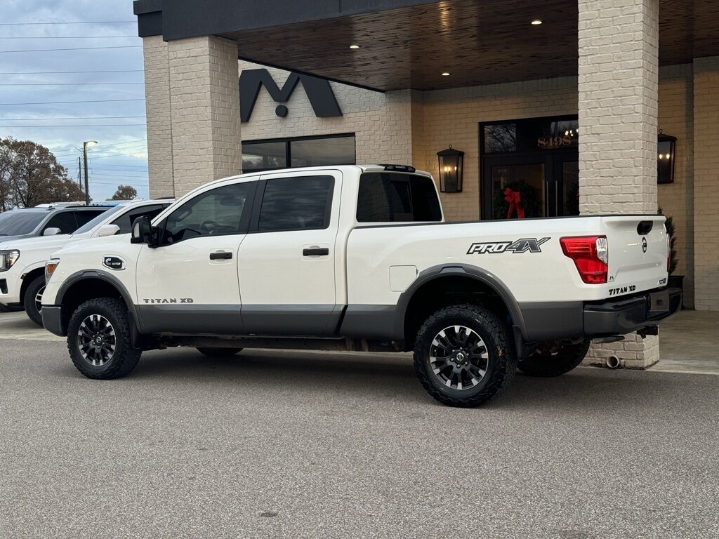 2018 Nissan Titan XD PRO-4X   - Photo 9 - Martin, TN 38237