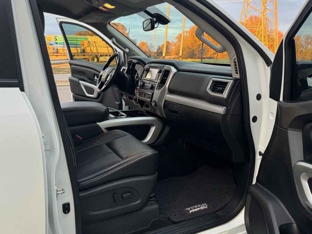 2018 Nissan Titan XD PRO-4X   - Photo 43 - Martin, TN 38237