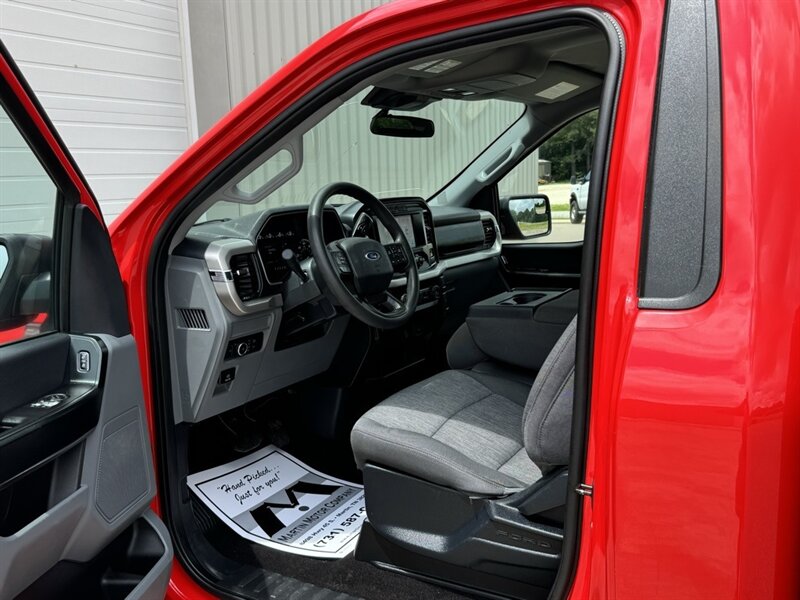 2021 Ford F-150 XL   - Photo 2 - Martin, TN 38237