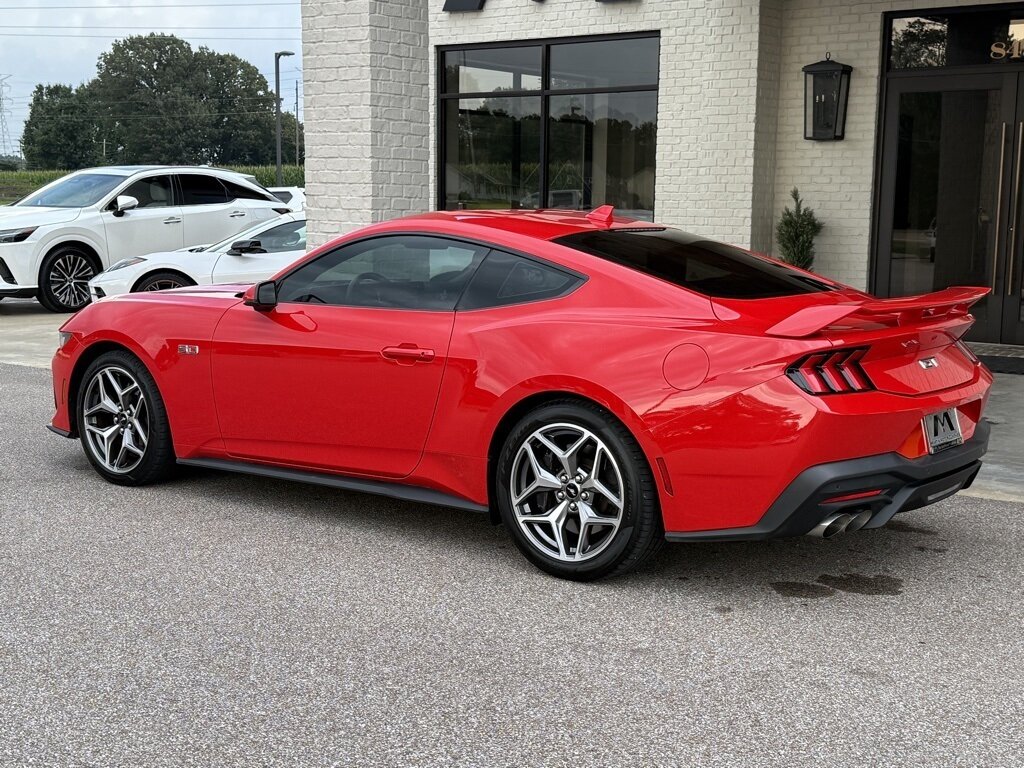 2024 Ford Mustang GT Premium - Photo 9 - Martin, TN 38237