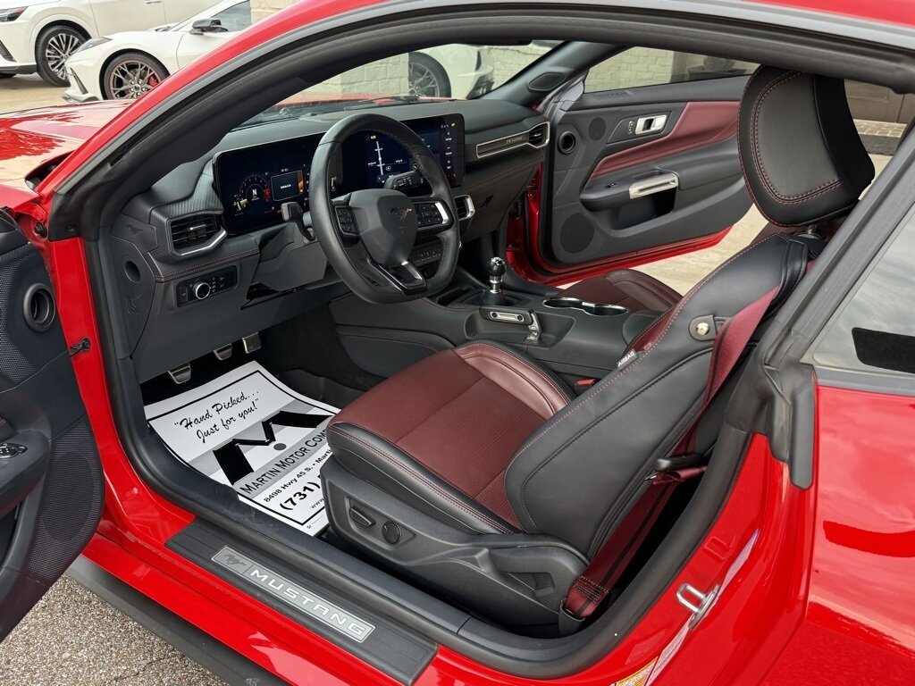 2024 Ford Mustang GT Premium - Photo 17 - Martin, TN 38237