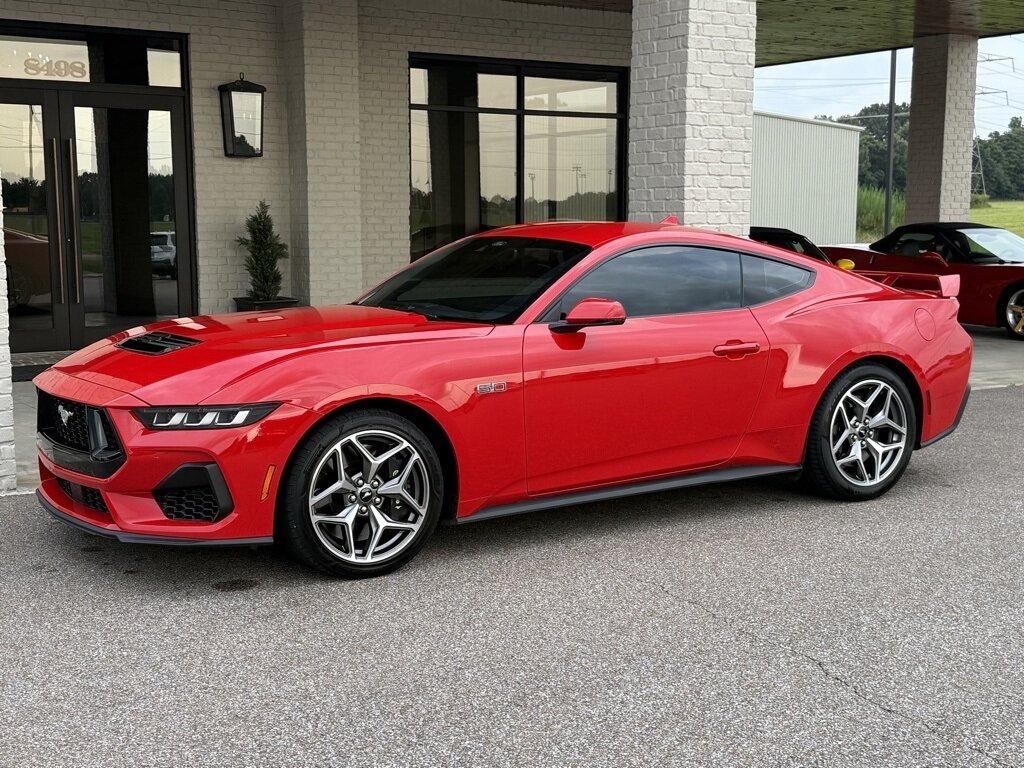 2024 Ford Mustang GT Premium - Photo 11 - Martin, TN 38237