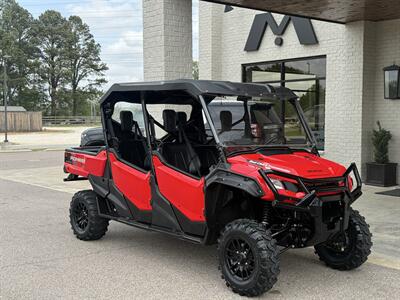 2023 Honda Pioneer 1000-6 Crew Deluxe