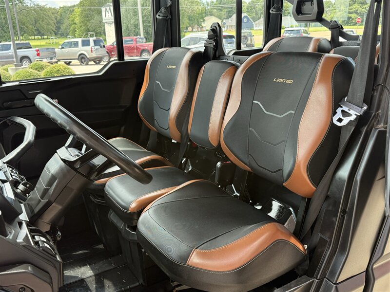 2024 Can-Am Defender MAX Limited HD10 - Photo 2 - Martin, TN 38237