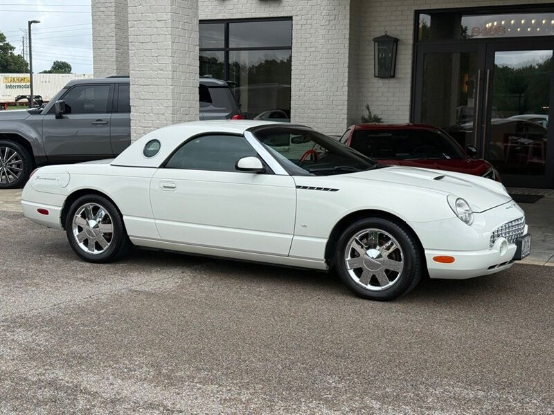 2003 Ford Thunderbird   - Photo 3 - Martin, TN 38237