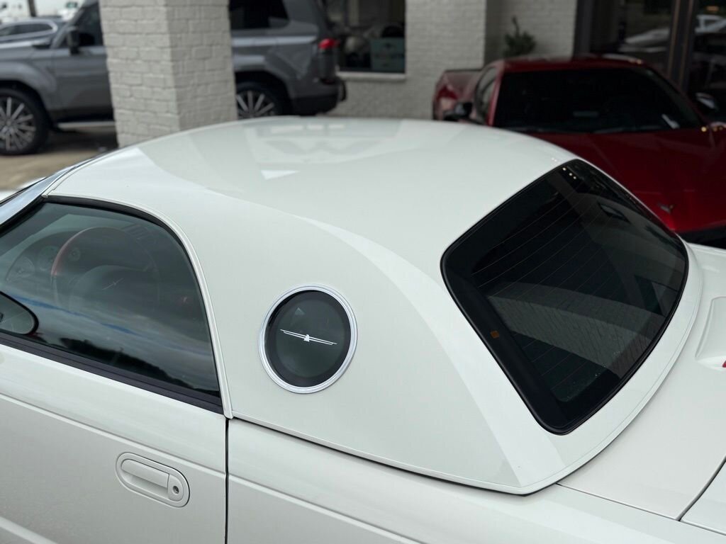 2003 Ford Thunderbird   - Photo 20 - Martin, TN 38237