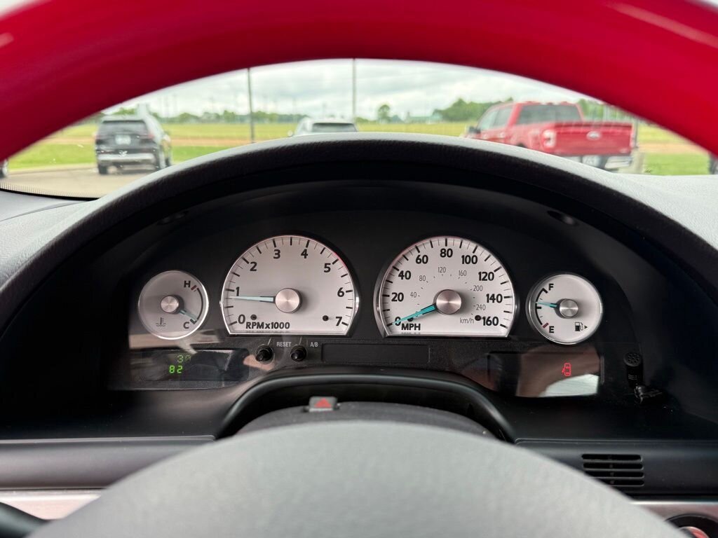2003 Ford Thunderbird   - Photo 38 - Martin, TN 38237