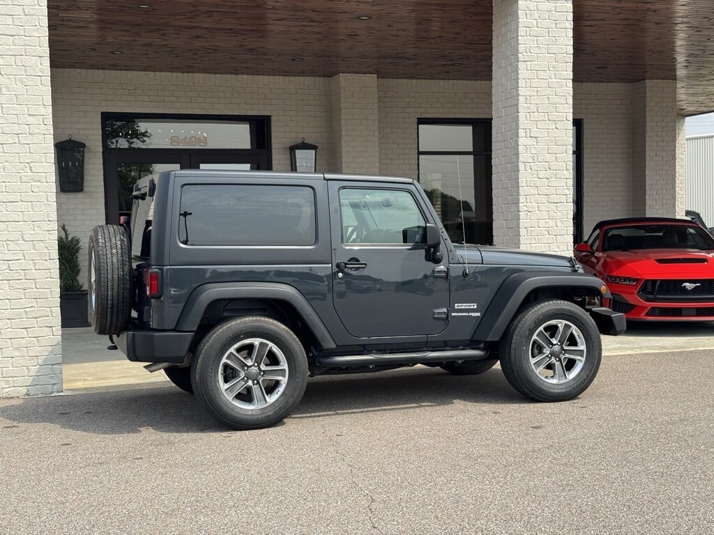 2018 Jeep Wrangler Sport S photo 13
