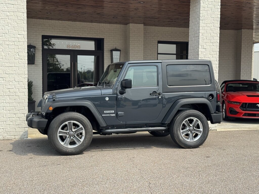 2018 Jeep Wrangler Sport S photo 5