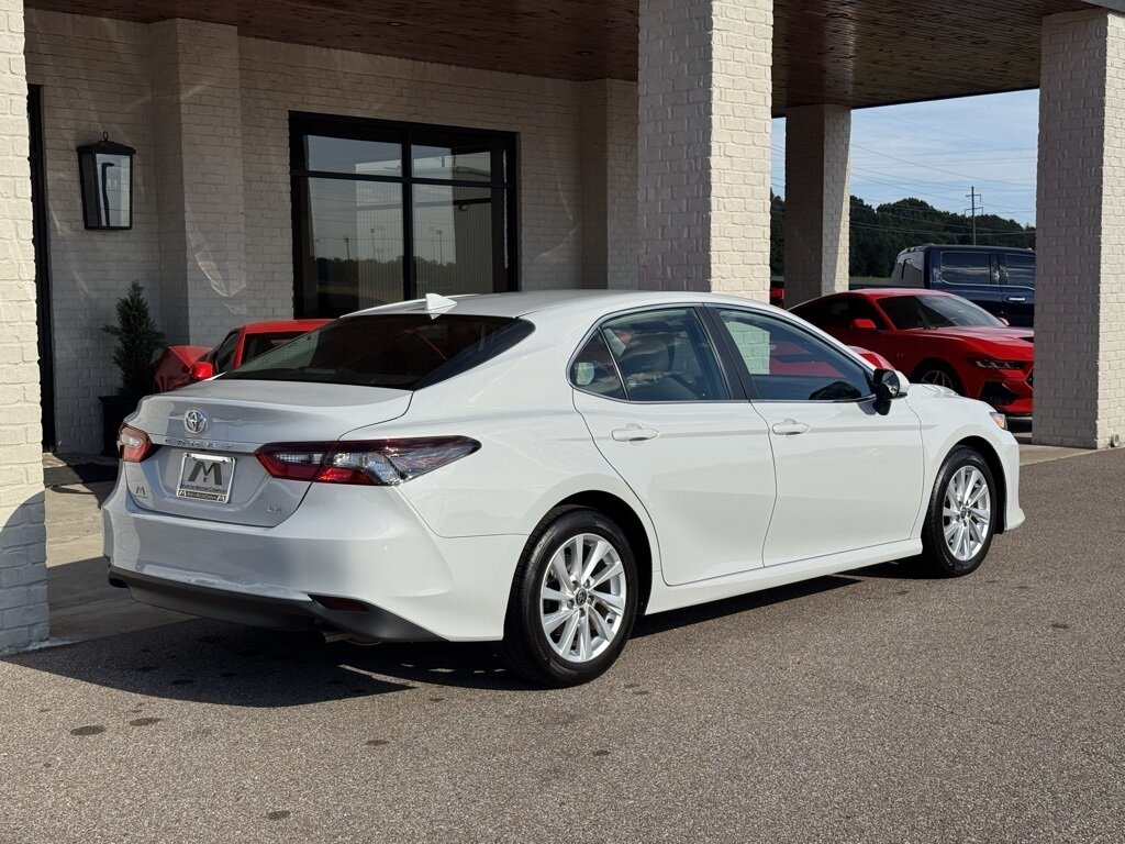 2023 Toyota Camry LE - Photo 12 - Martin, TN 38237