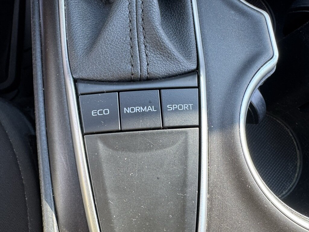 2023 Toyota Camry LE - Photo 30 - Martin, TN 38237