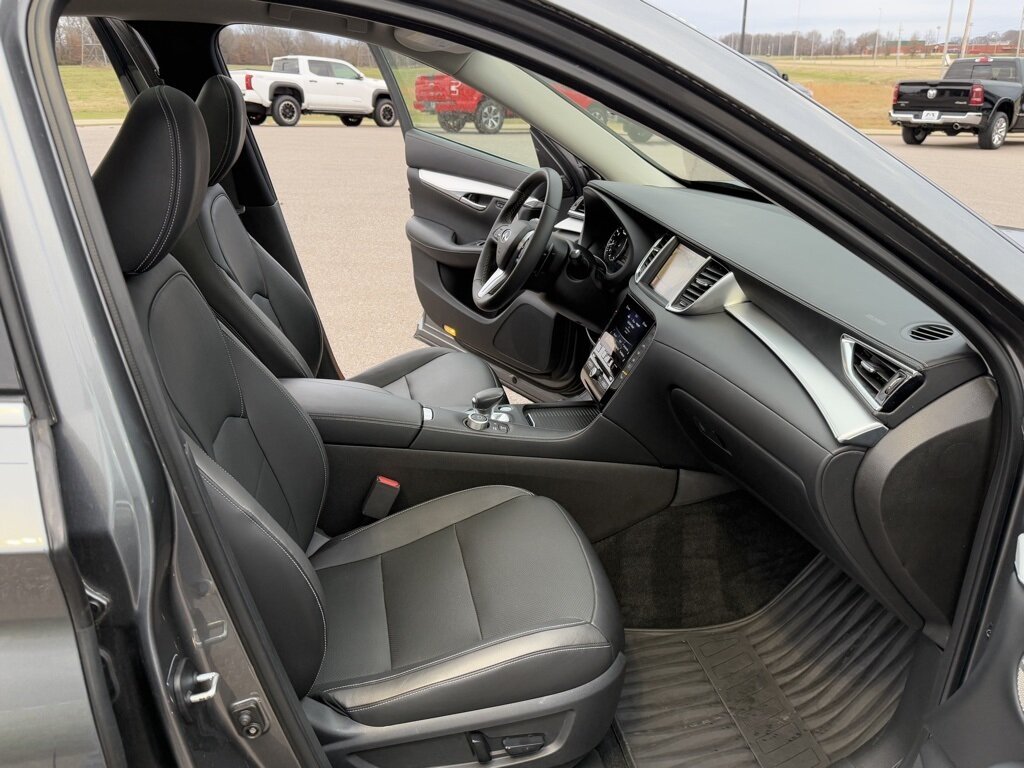 2019 INFINITI QX50 ESSENTIAL   - Photo 42 - Martin, TN 38237