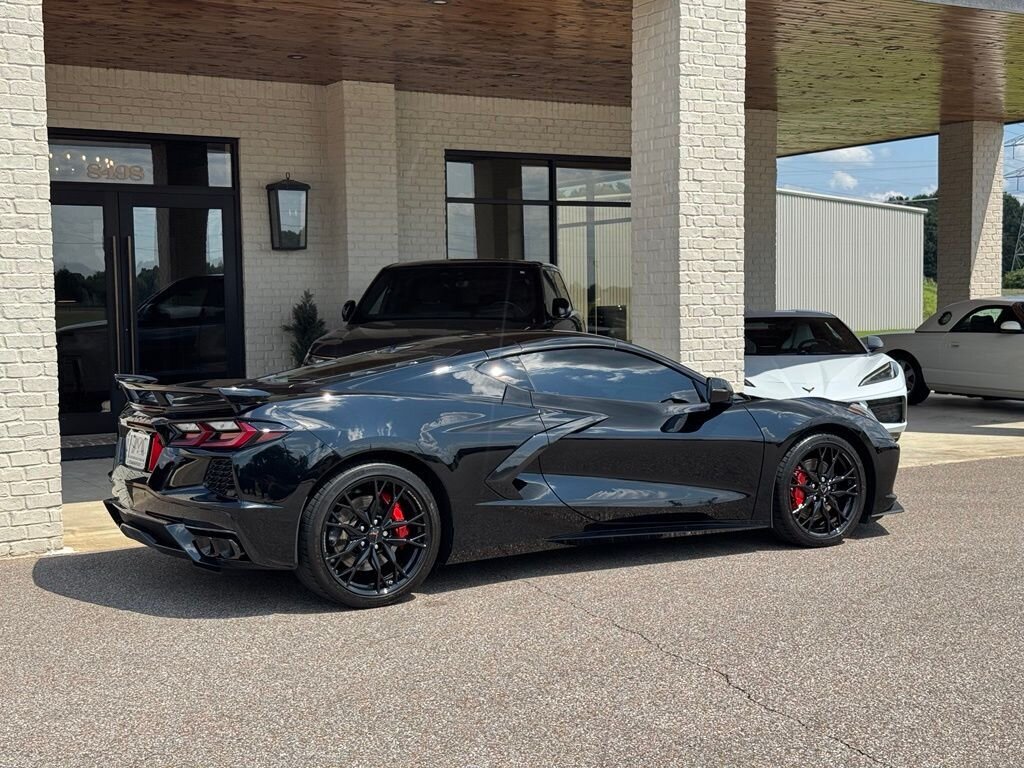 2025 Chevrolet Corvette Stingray 2LT - Photo 13 - Martin, TN 38237