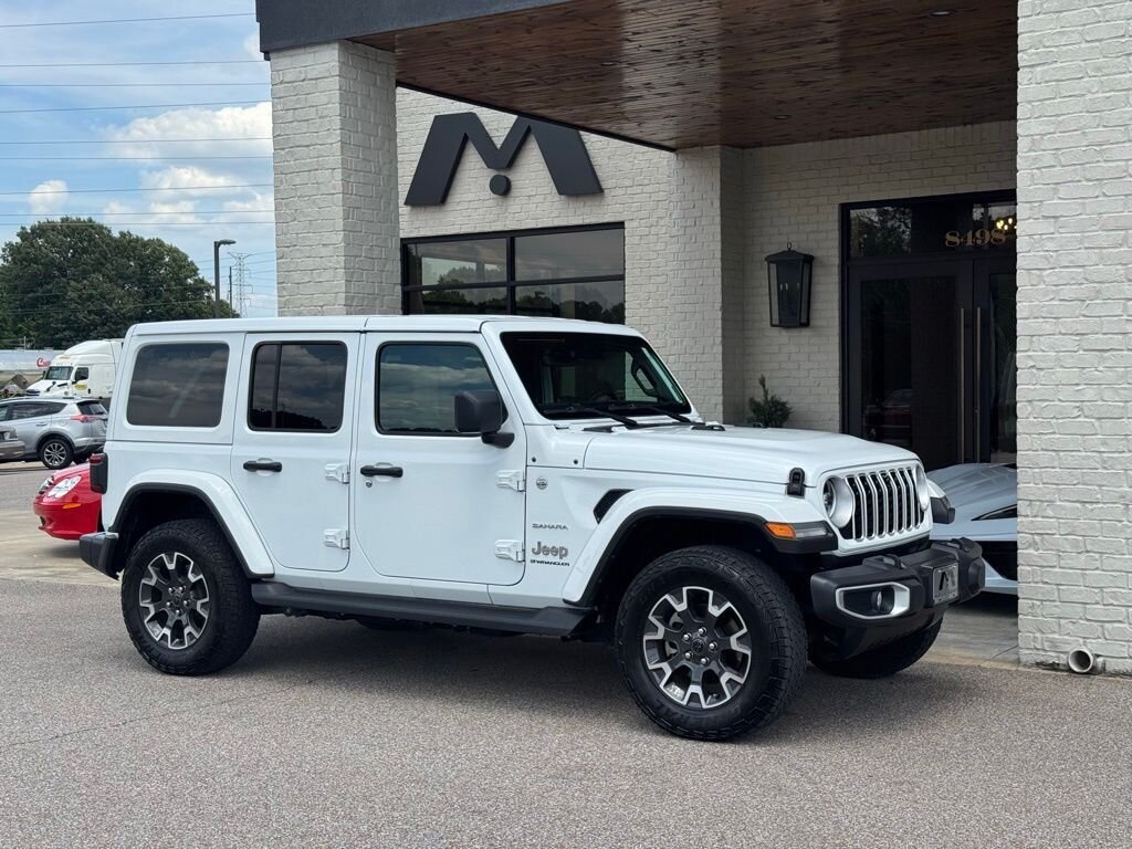 2024 Jeep Wrangler Sahara - Photo 16 - Martin, TN 38237