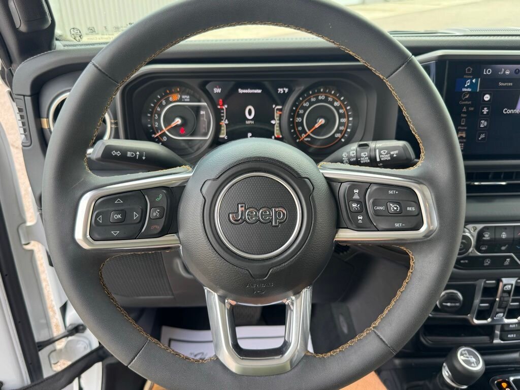 2024 Jeep Wrangler Sahara - Photo 21 - Martin, TN 38237