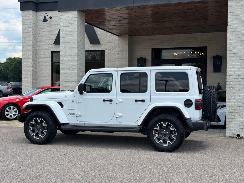2024 Jeep Wrangler Sahara - Photo 7 - Martin, TN 38237