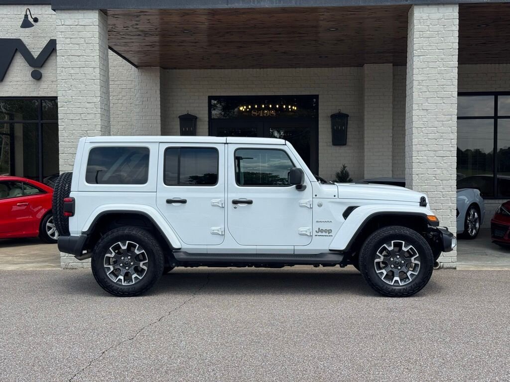 2024 Jeep Wrangler Sahara - Photo 14 - Martin, TN 38237