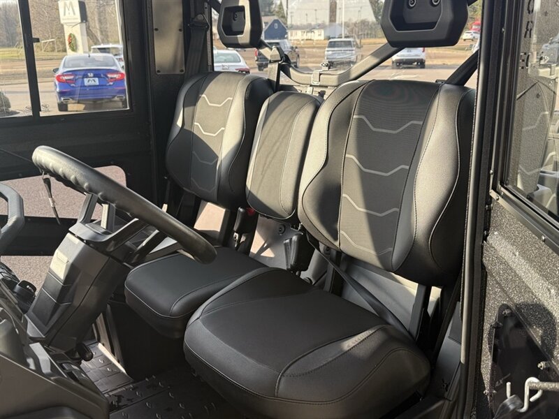 2026 CAN-AM DEFENDER HD9 XT  