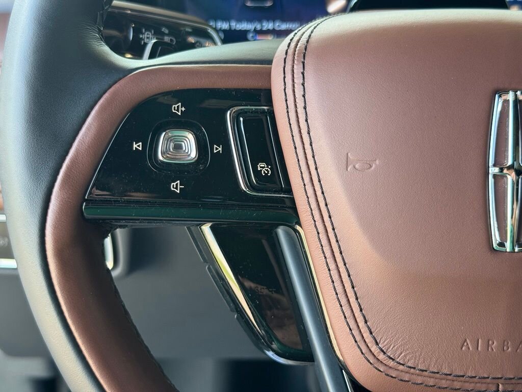 2025 Lincoln Aviator Reserve AWD   - Photo 24 - Martin, TN 38237