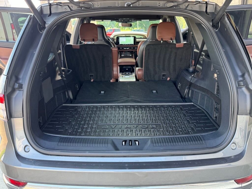 2025 Lincoln Aviator Reserve AWD   - Photo 42 - Martin, TN 38237