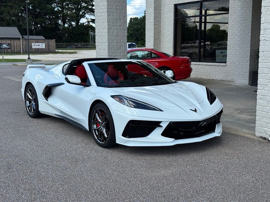 2021 Chevrolet Corvette Stingray 2LT - Photo 25 - Martin, TN 38237