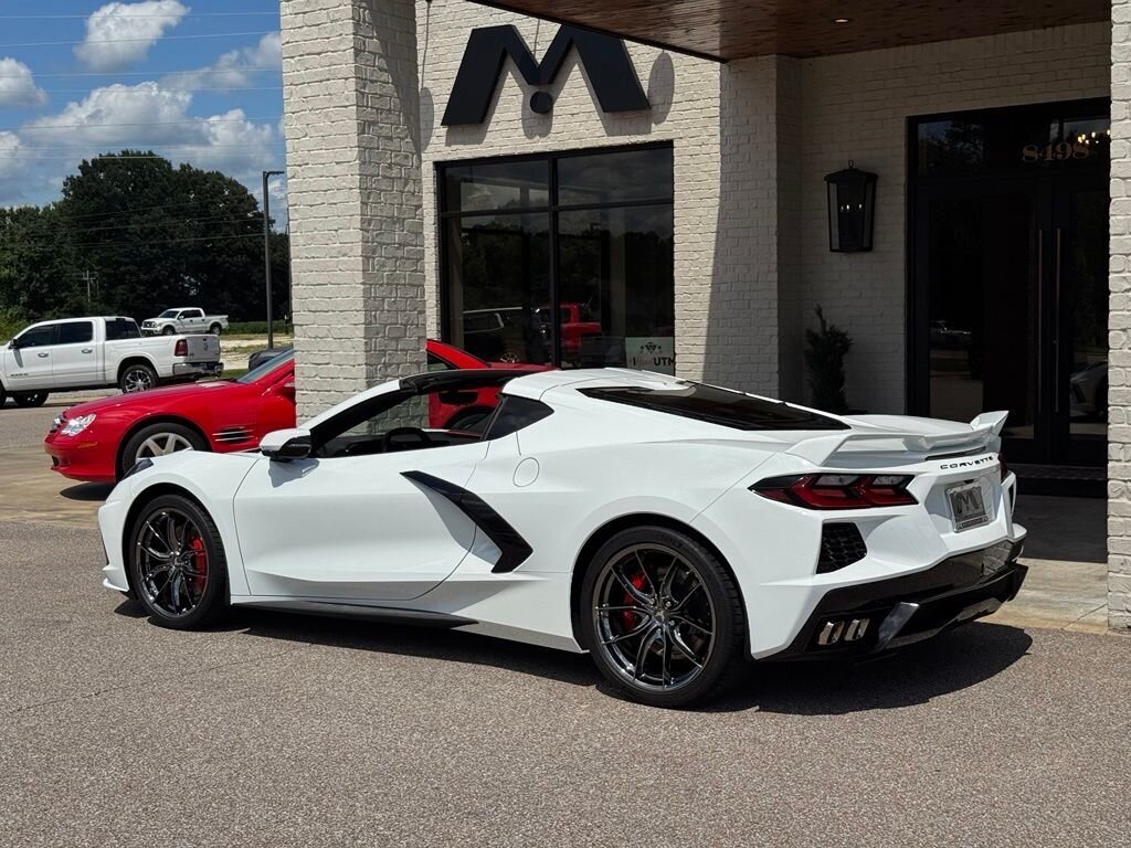 2021 Chevrolet Corvette Stingray 2LT - Photo 16 - Martin, TN 38237