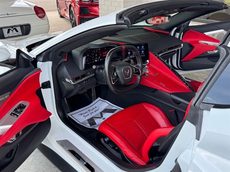 2021 Chevrolet Corvette Stingray 2LT  