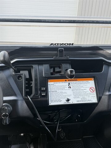 2018 Honda PIONEER 1000-5 DELUXE   - Photo 12 - Martin, TN 38237