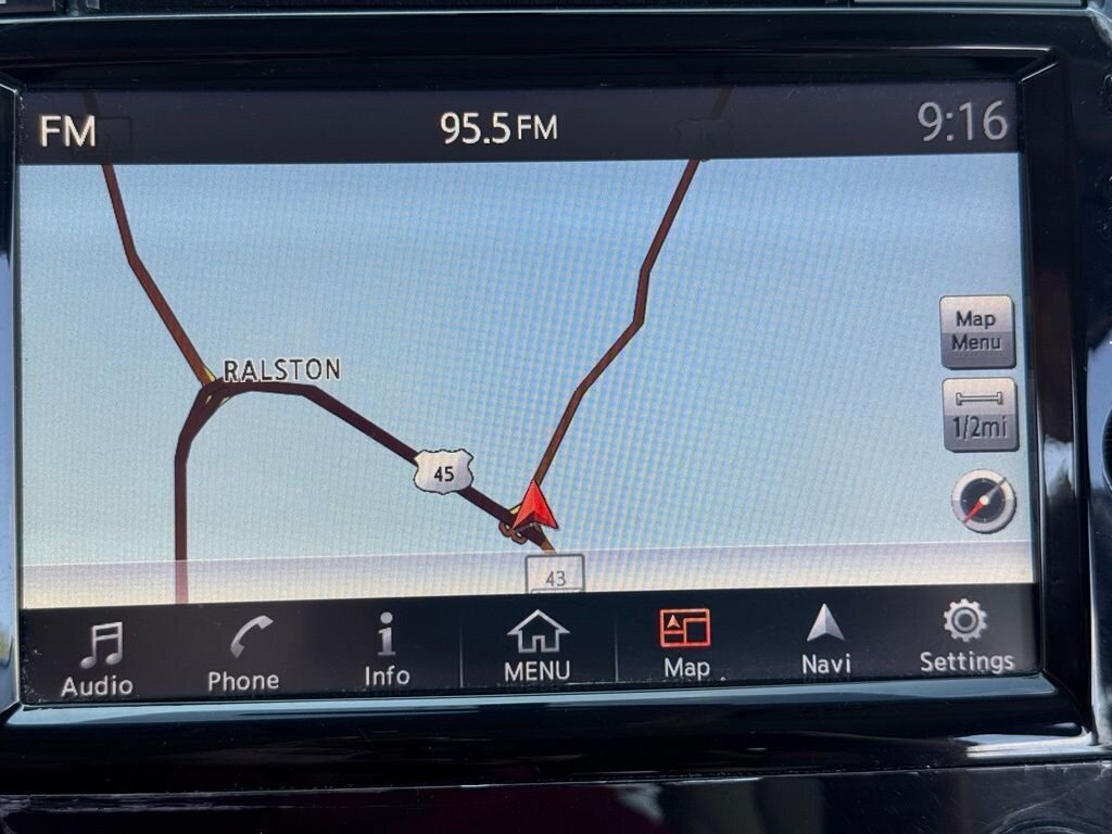 2015 Nissan Murano Platinum - Photo 24 - Martin, TN 38237
