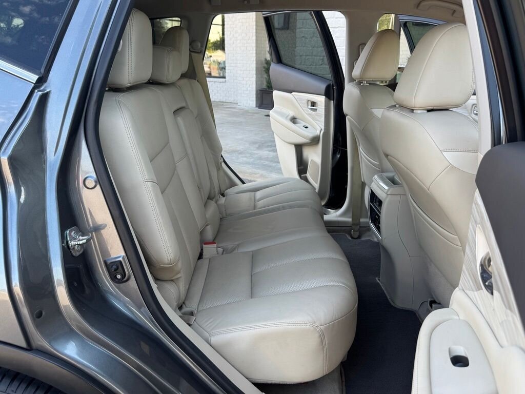 2015 Nissan Murano Platinum - Photo 39 - Martin, TN 38237