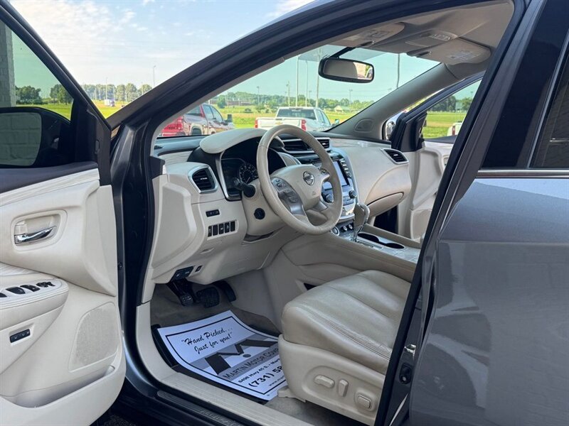 2015 Nissan Murano Platinum - Photo 2 - Martin, TN 38237
