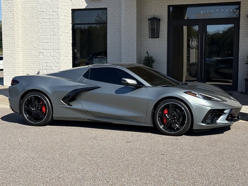 2023 Chevrolet Corvette Stingray 1LT - Photo 2 - Martin, TN 38237