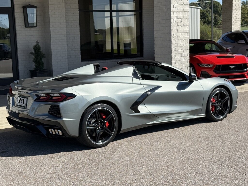 2023 Chevrolet Corvette Stingray 1LT - Photo 9 - Martin, TN 38237