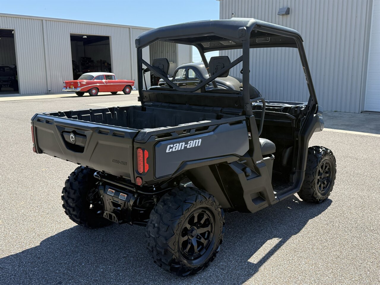 2025 Can-Am Defender XT HD9 - Photo 7 - Martin, TN 38237