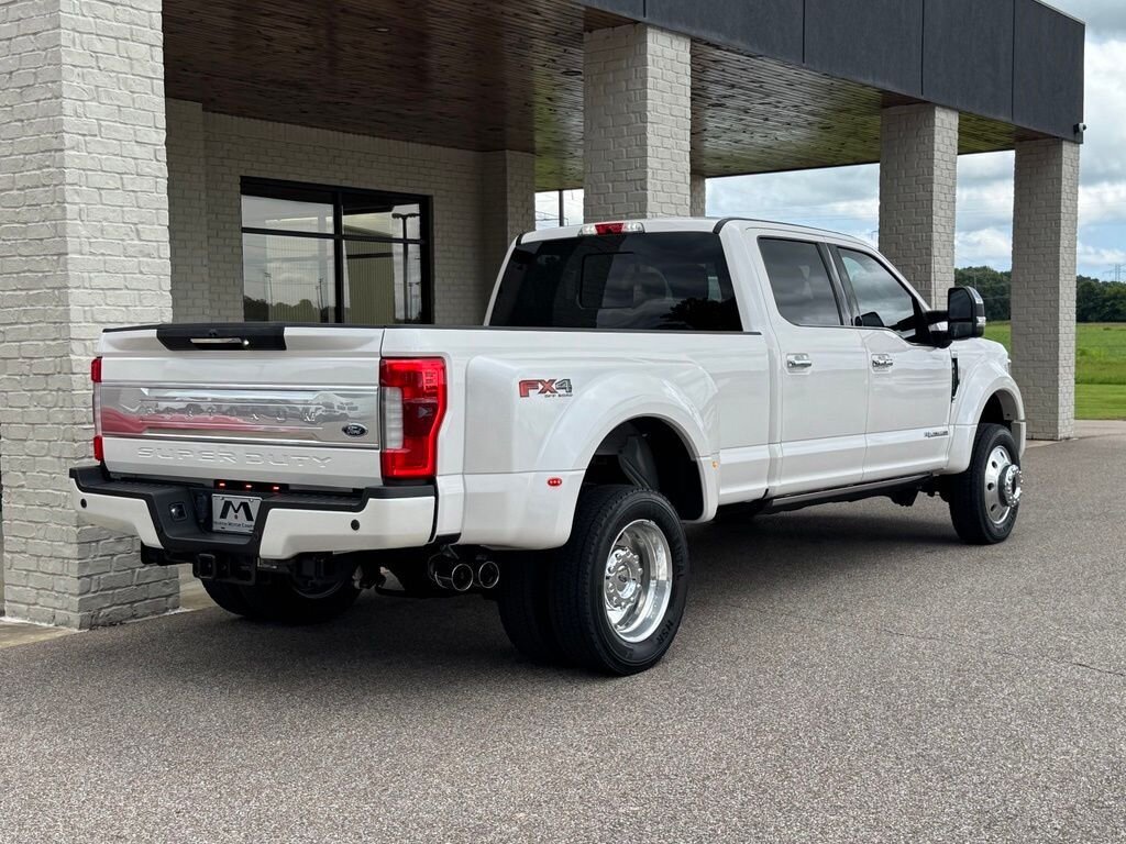 2017 Ford F-450 Super Duty Platinum DRW - Photo 13 - Martin, TN 38237
