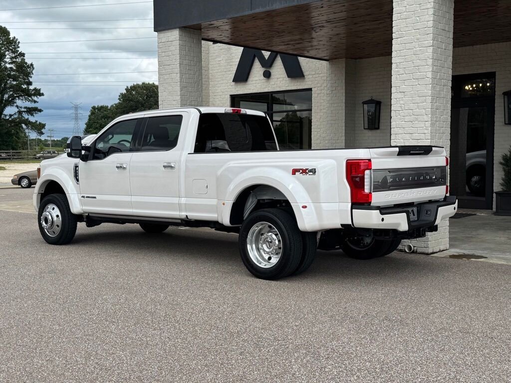 2017 Ford F-450 Super Duty Platinum DRW - Photo 10 - Martin, TN 38237