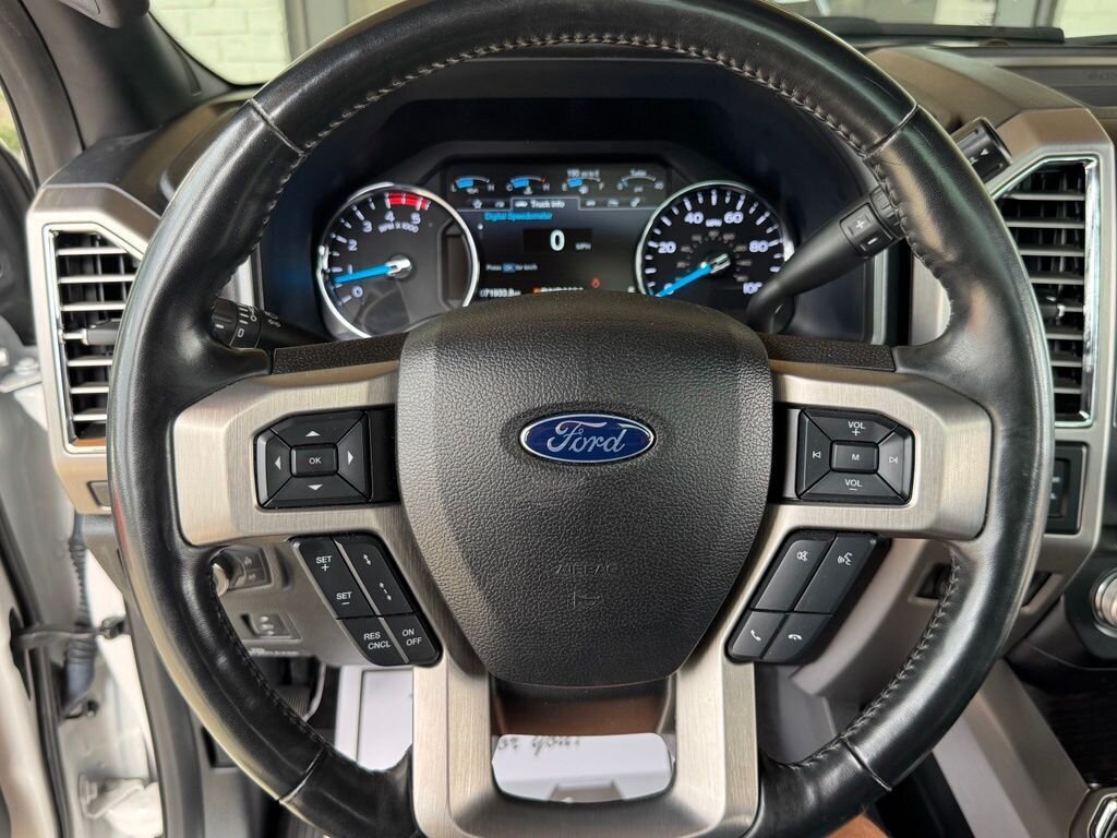 2017 Ford F-450 Super Duty Platinum DRW - Photo 25 - Martin, TN 38237