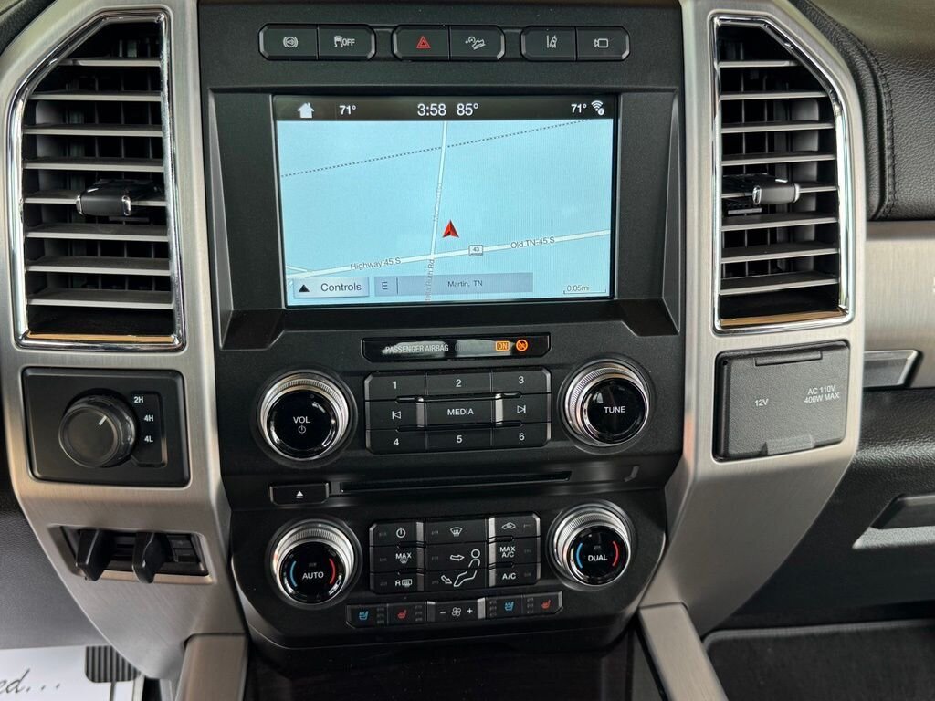 2017 Ford F-450 Super Duty Platinum DRW - Photo 30 - Martin, TN 38237