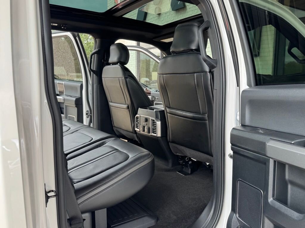 2017 Ford F-450 Super Duty Platinum DRW - Photo 44 - Martin, TN 38237
