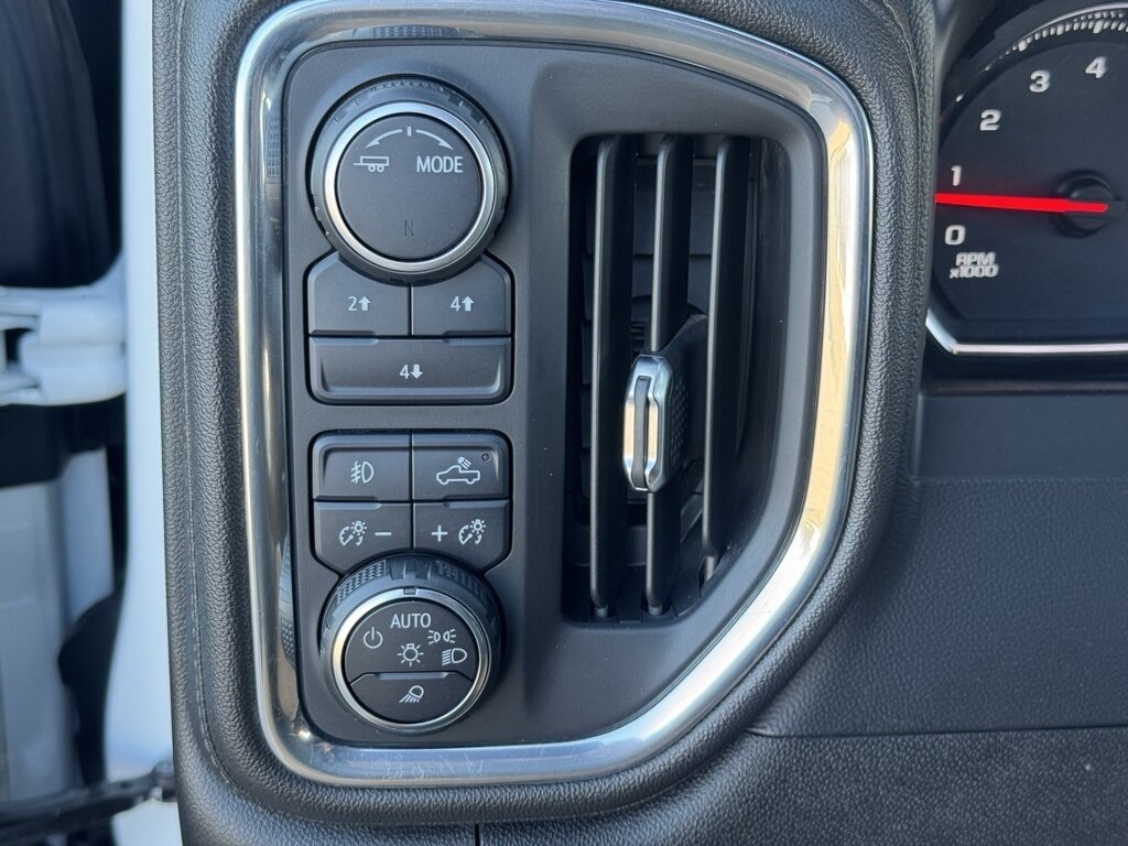 2022 Chevrolet Silverado 2500HD LT   - Photo 33 - Martin, TN 38237