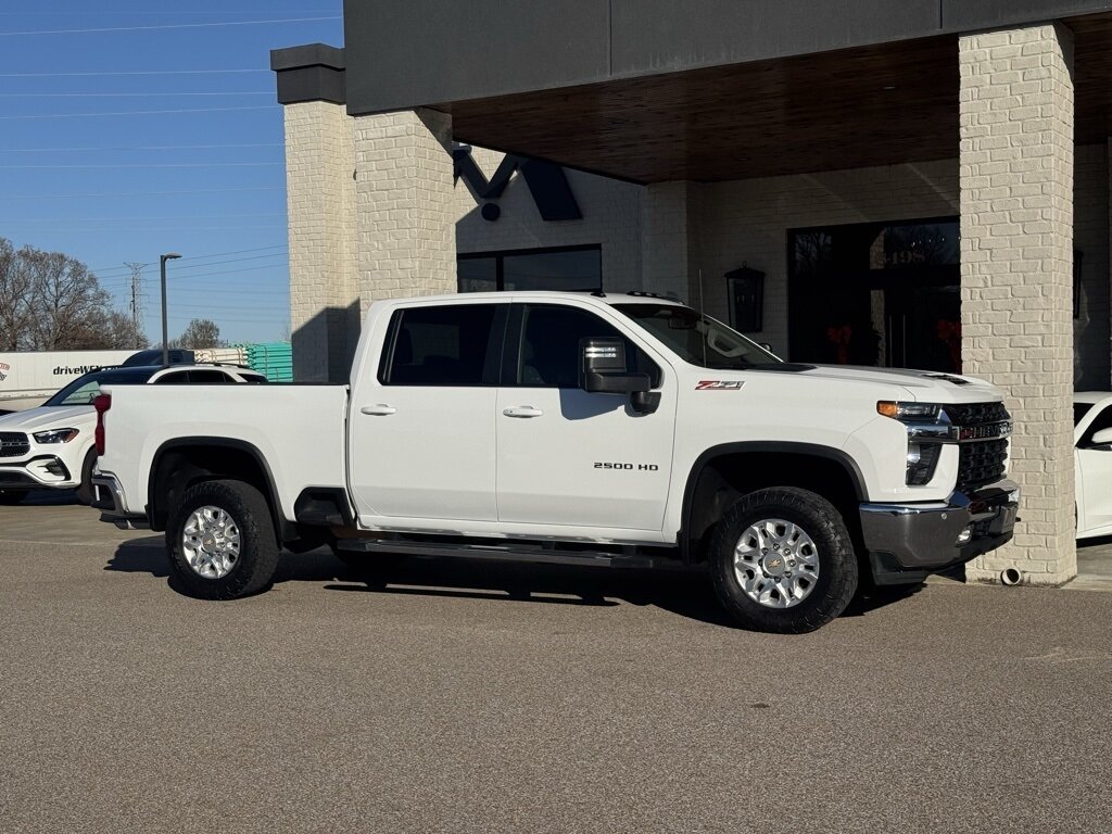 2022 Chevrolet Silverado 2500HD LT   - Photo 17 - Martin, TN 38237