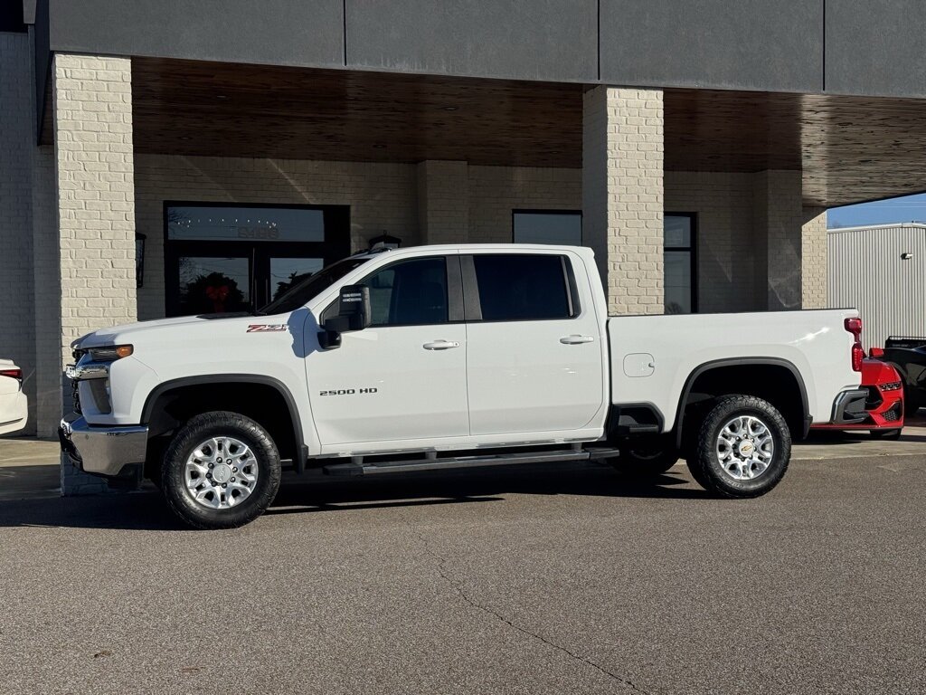 2022 Chevrolet Silverado 2500HD LT   - Photo 5 - Martin, TN 38237