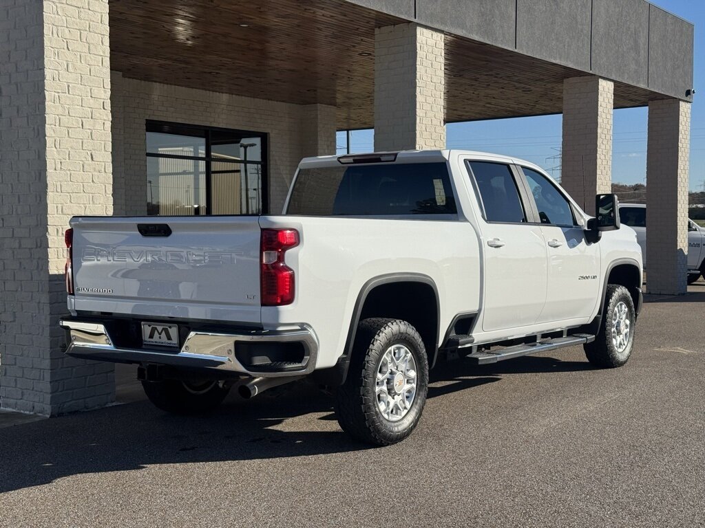 2022 Chevrolet Silverado 2500HD LT   - Photo 12 - Martin, TN 38237