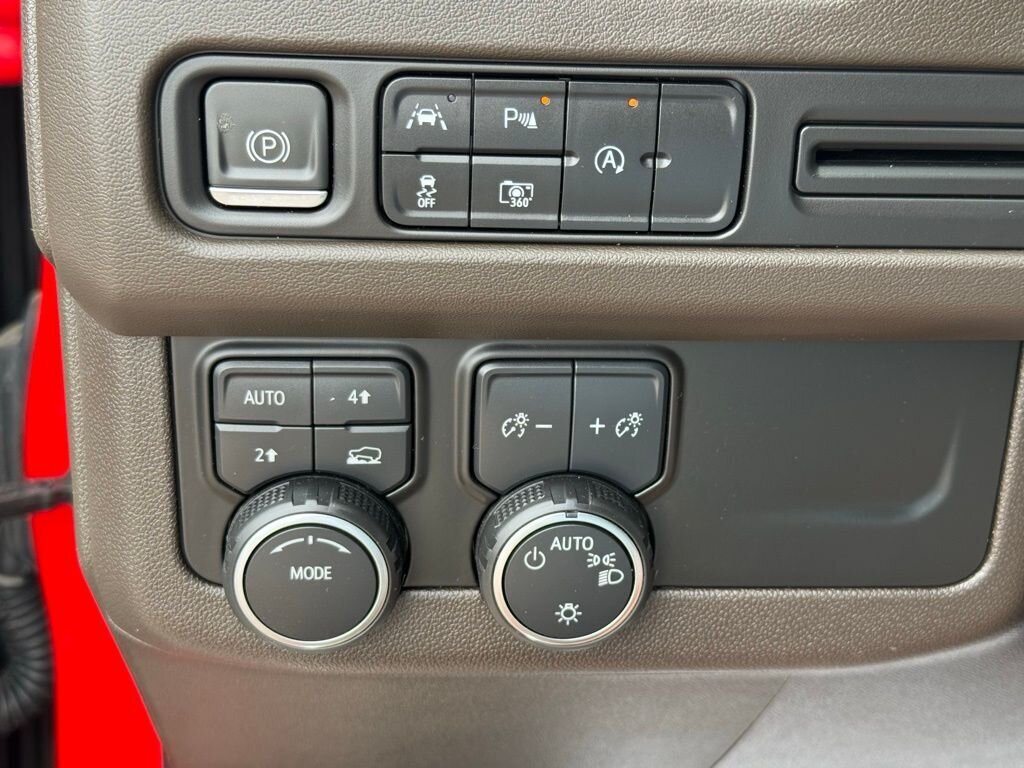 2023 Chevrolet Tahoe LT - Photo 32 - Martin, TN 38237