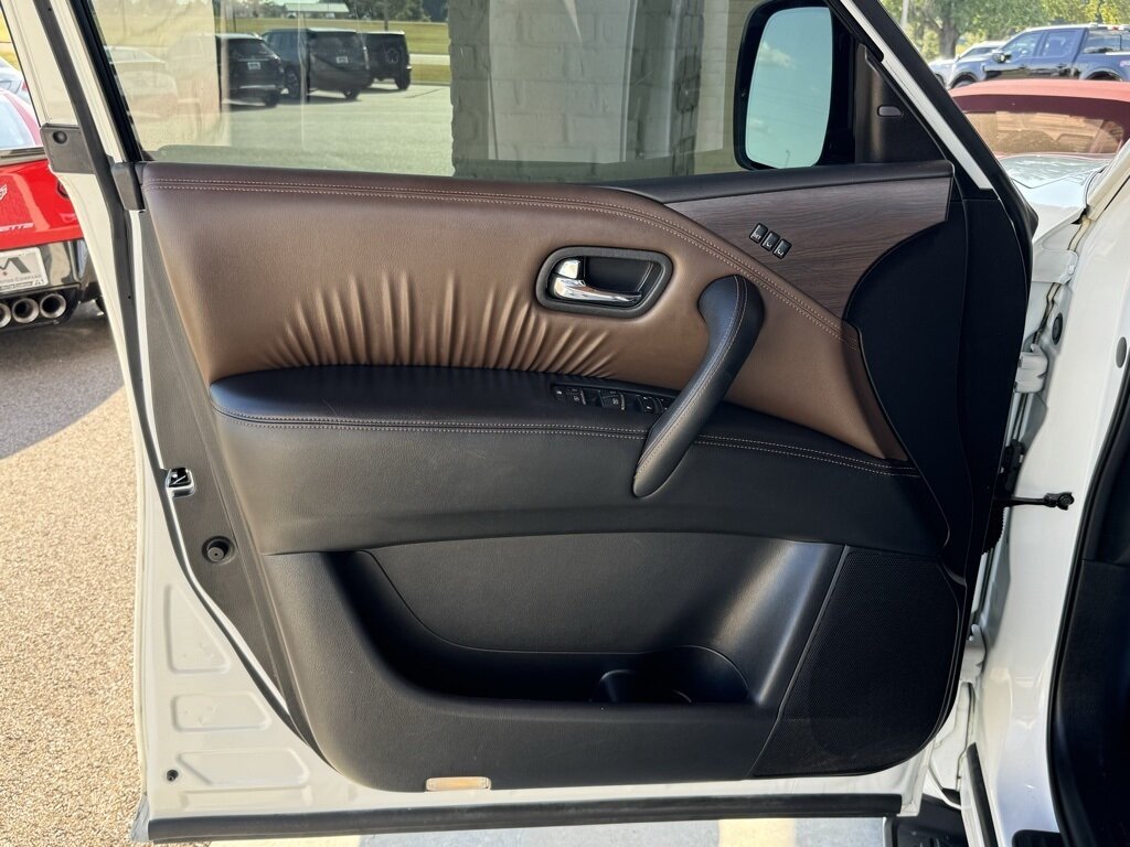 2019 Nissan Armada Platinum   - Photo 36 - Martin, TN 38237