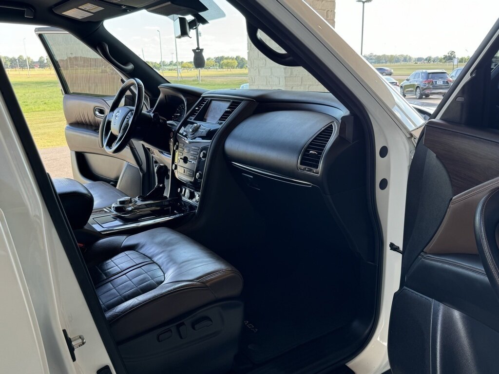 2019 Nissan Armada Platinum   - Photo 46 - Martin, TN 38237