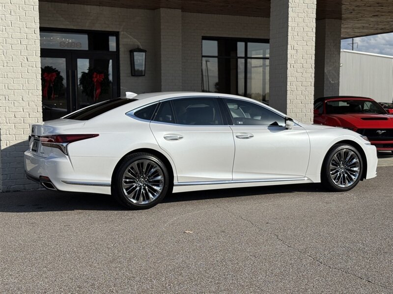 2020 Lexus LS 500 Base - Photo 4 - Martin, TN 38237