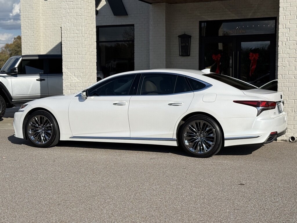 2020 Lexus LS 500 Base - Photo 9 - Martin, TN 38237