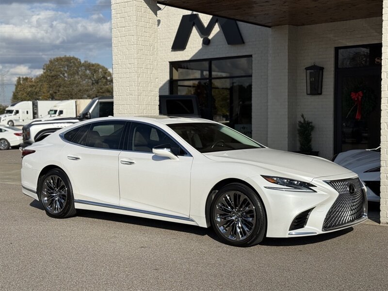 2020 Lexus LS 500 Base - Photo 1 - Martin, TN 38237